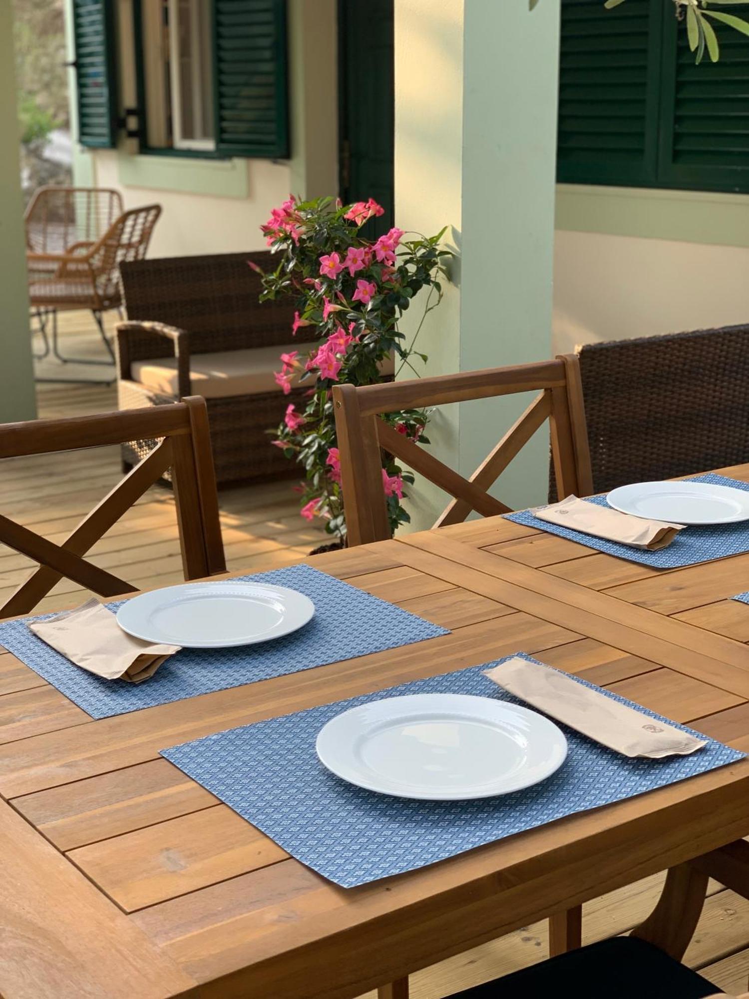 Nisaki Mathraki B&B Екстериор снимка