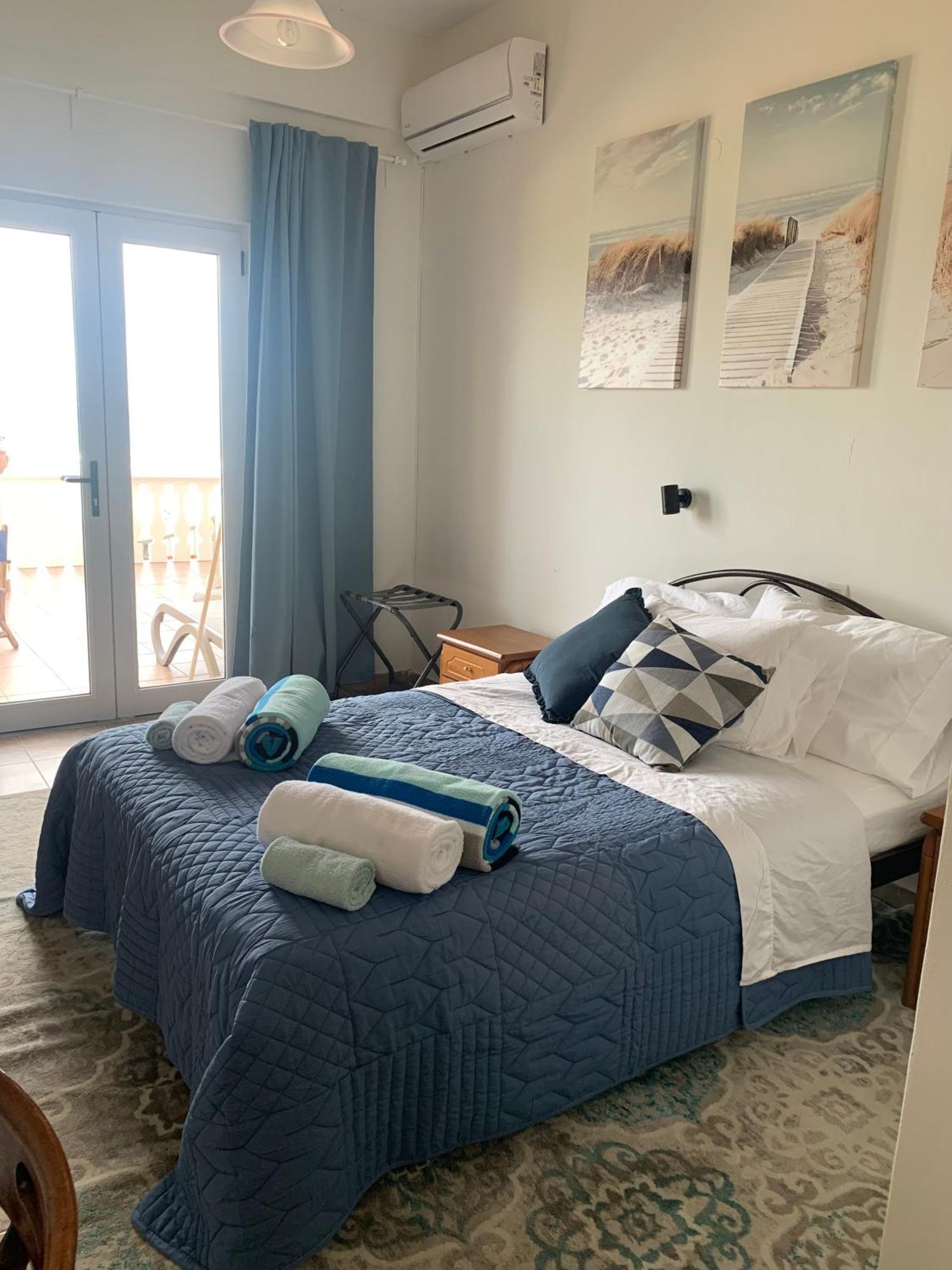 Nisaki Mathraki B&B Екстериор снимка