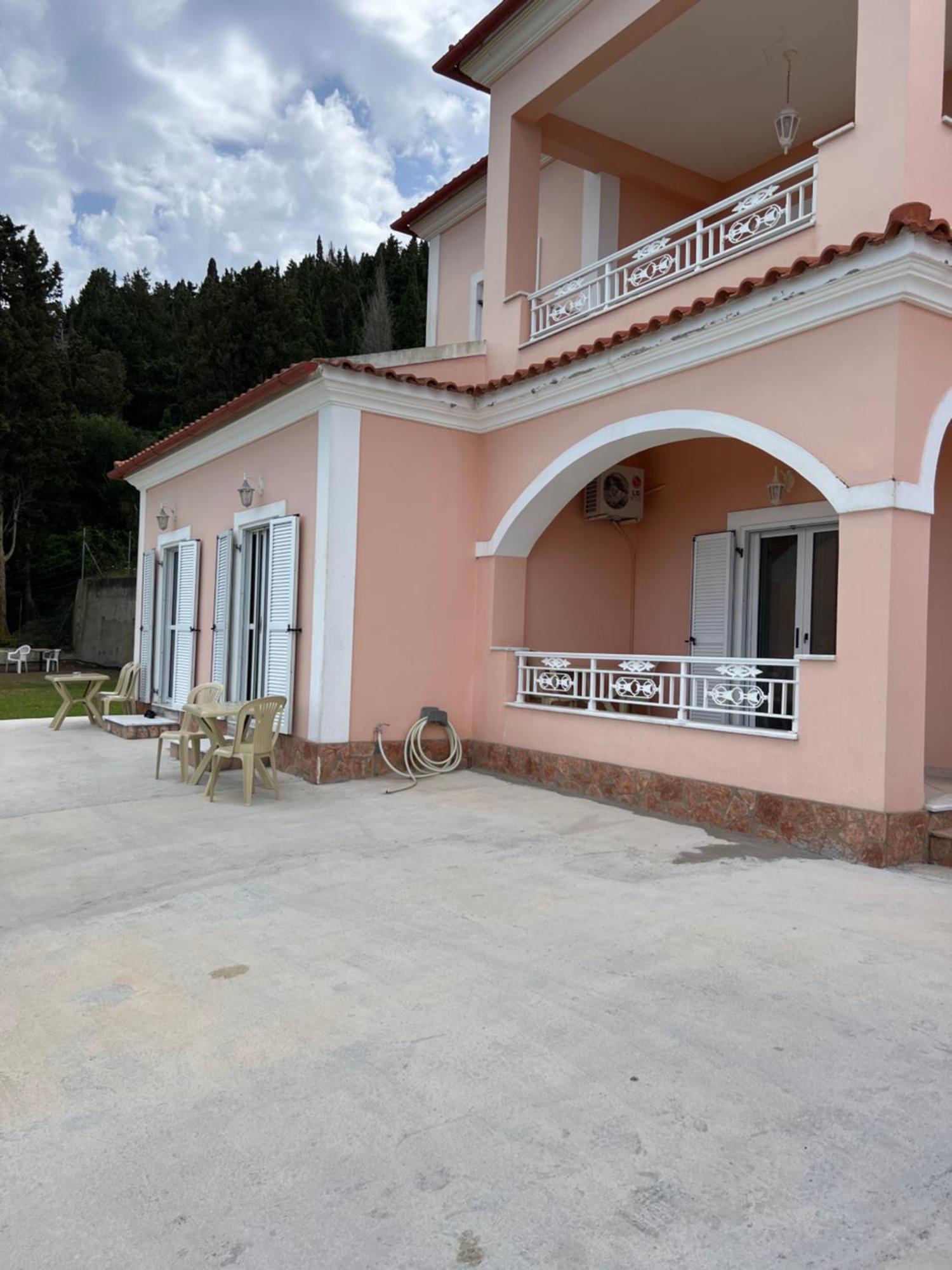 Nisaki Mathraki B&B Стая снимка
